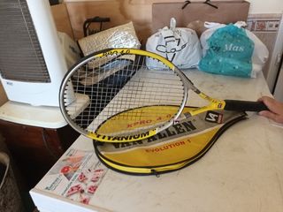 raqueta de tenis 
