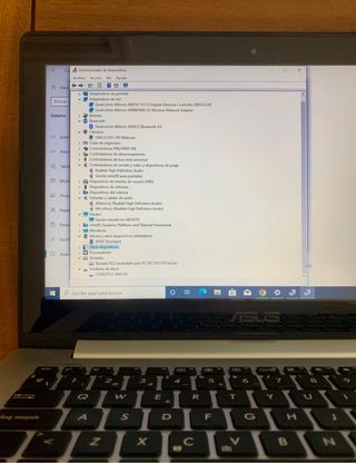 ASUS VivoBook S300C  Táctil