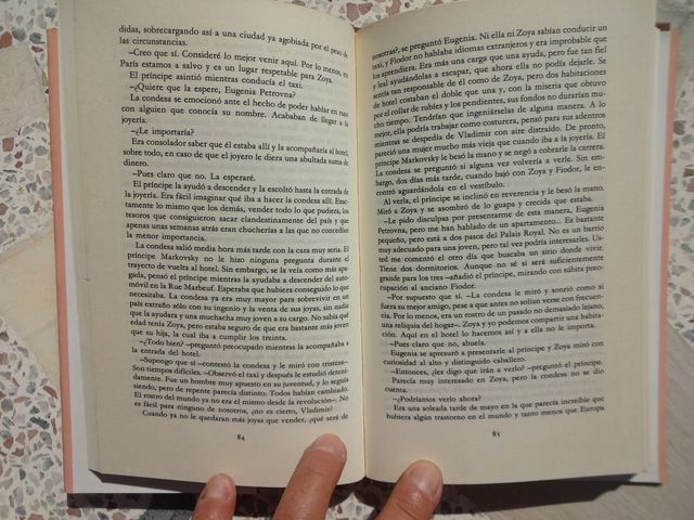 Libro Novela con el titulo Zoya de Danielle Steel