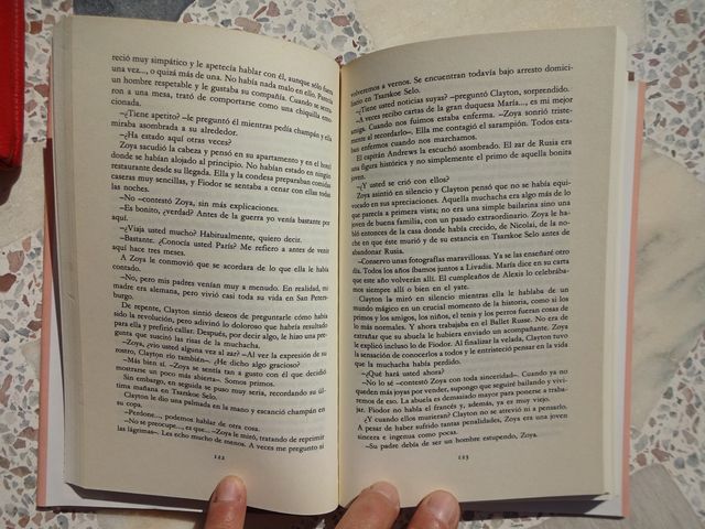 Libro Novela con el titulo Zoya de Danielle Steel