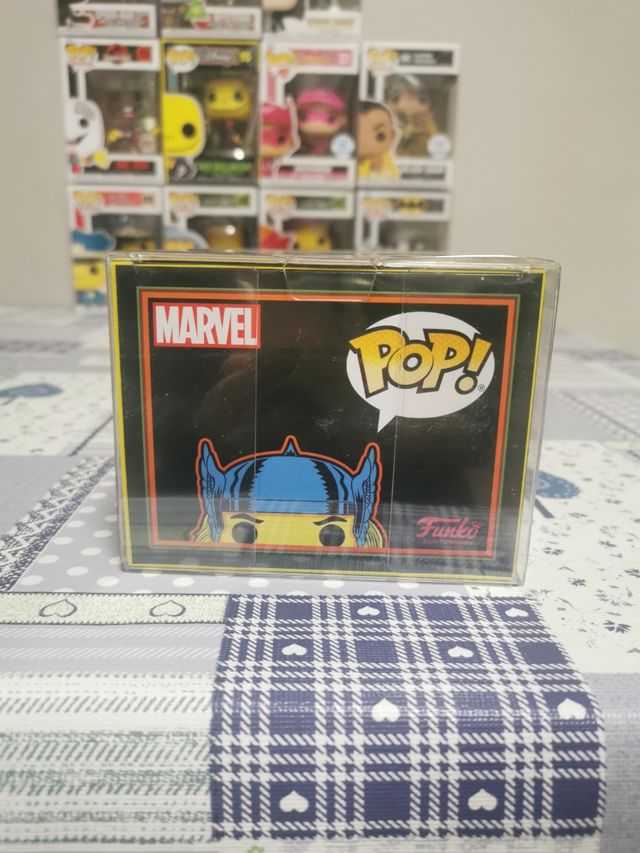 funko pop THOR MARVEL SPECIAL EDITION