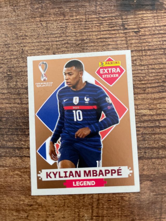 Carta de Mbappe Legend