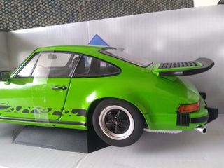 PORSCHE 911 Carrera 3.0 