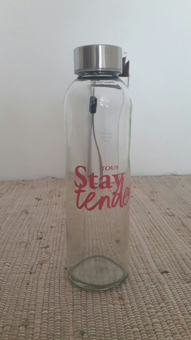 TOUS. Botella 500 ml.