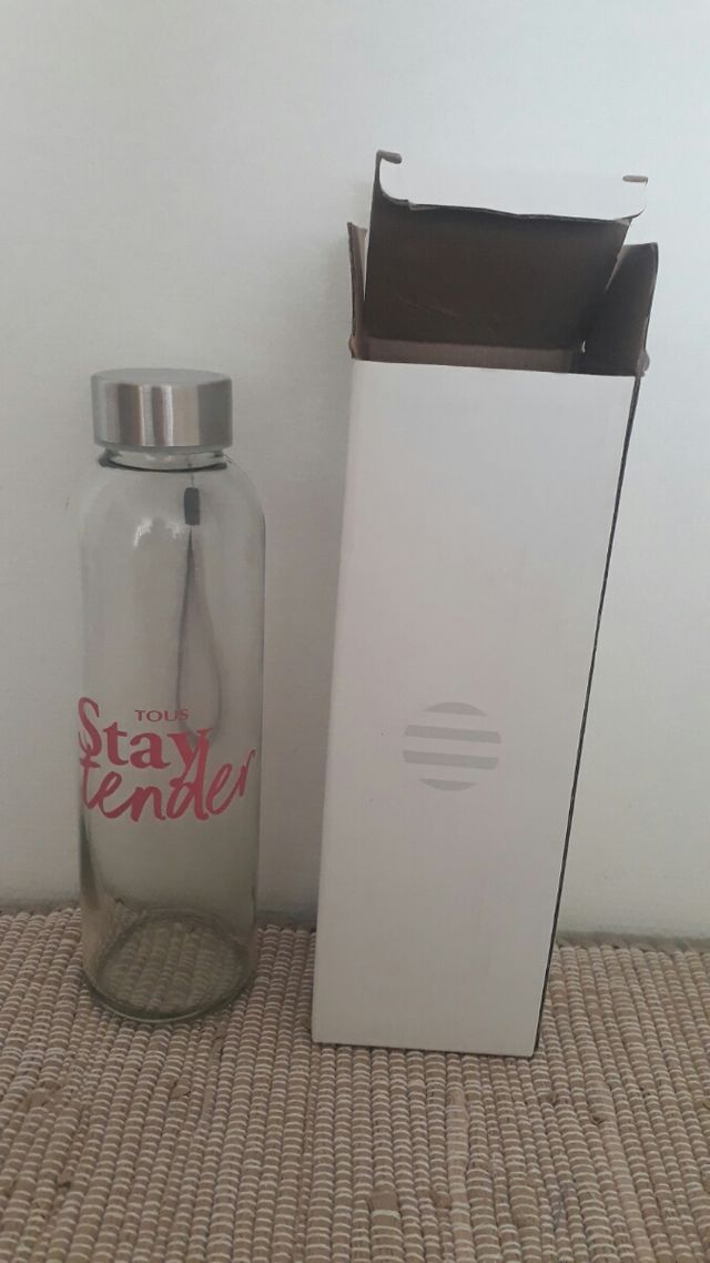 TOUS. Botella 500 ml.