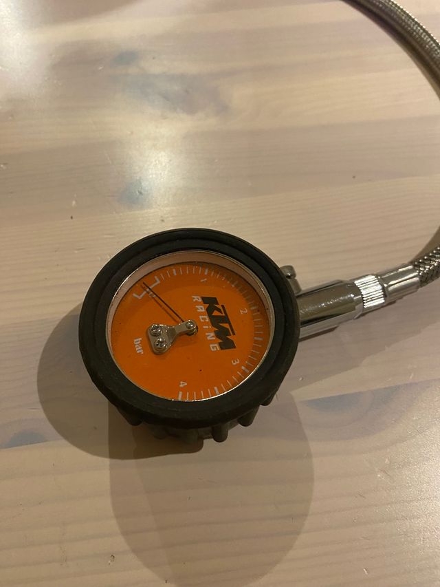 Manometro KTM