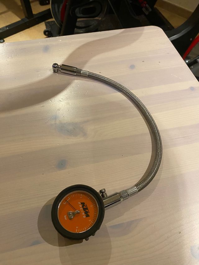 Manometro KTM