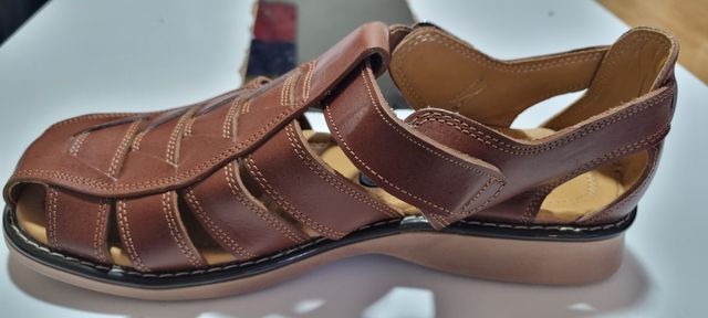 ZAPATOS DE CUERO VERANO