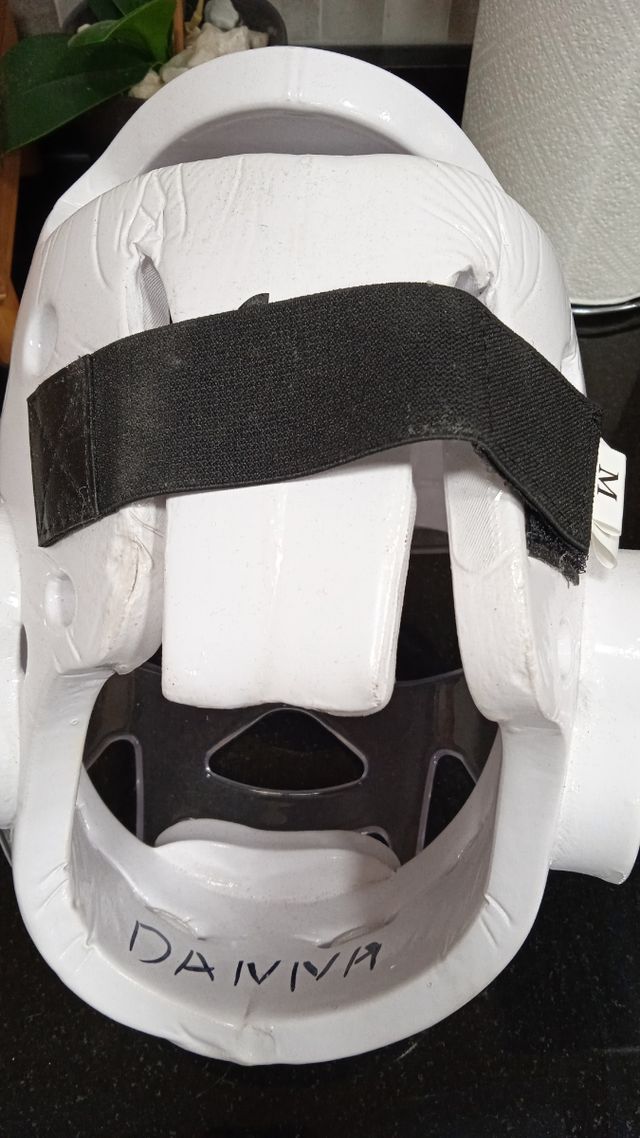 casco de taekwondo