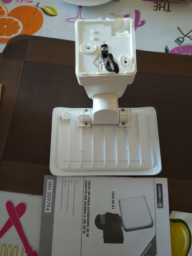 Lampara de exteriores