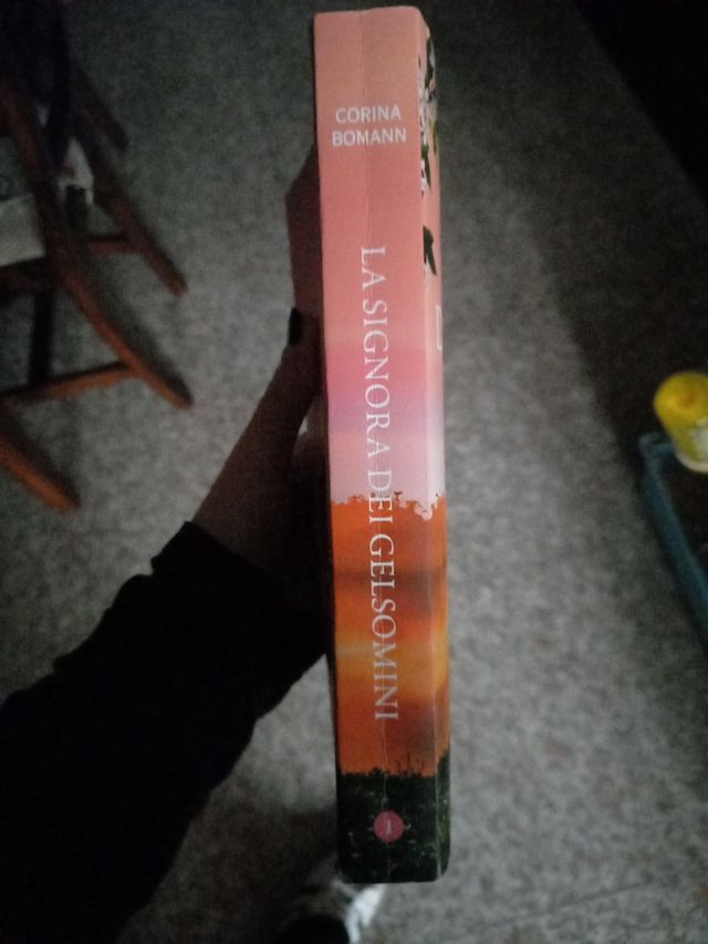 La signora dei gelsomini di Corina Bomann