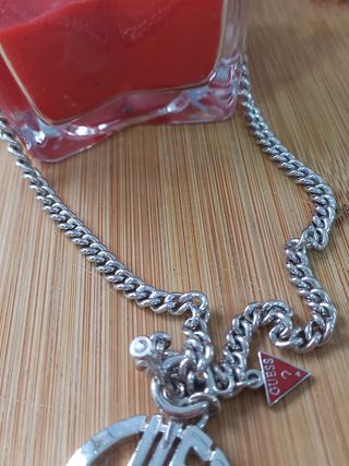 colgante guess original 