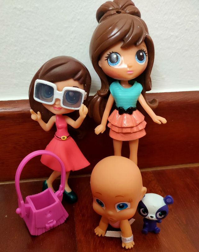 Familia de muñecas Little Pets Shop