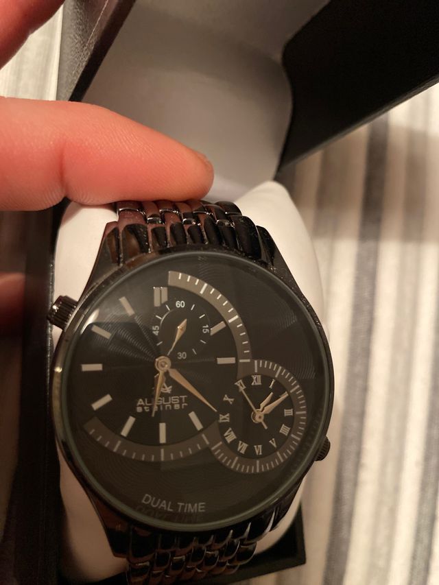 Reloj de pulsera August Steiner