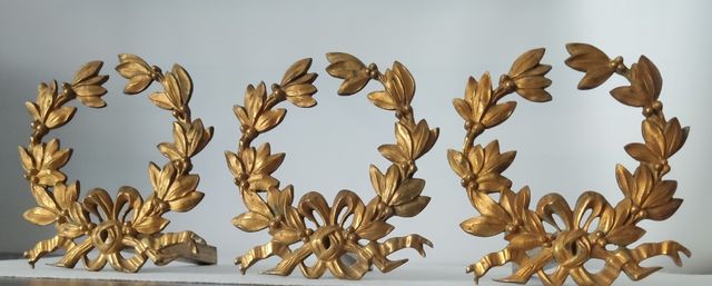 3 DECORAZIONI IN BRONZO ANTICO