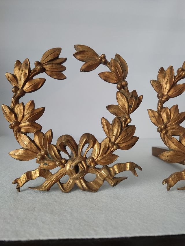 3 DECORAZIONI IN BRONZO ANTICO