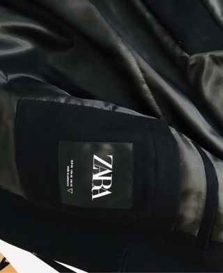 Zara chaqueta negra hombre