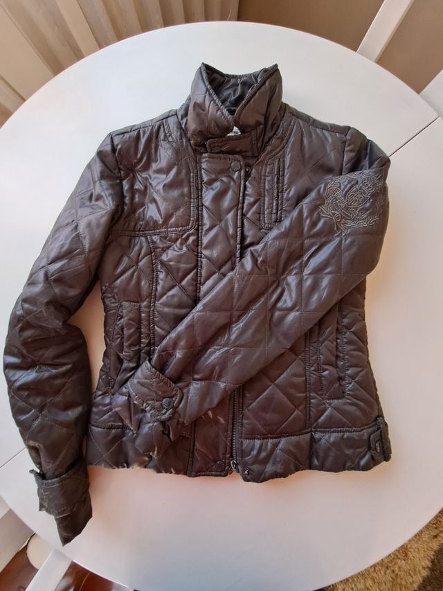 Cazadora acolchada caqui de Green Coast