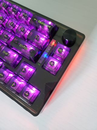 Teclado Mecanico Custom 65% Mechlands MC66 Negro