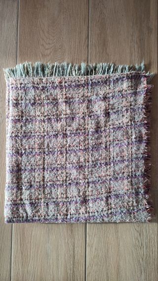 Echarpe con flecos Sfera.