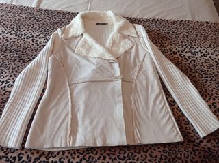 Chaqueta de lana y piel beige