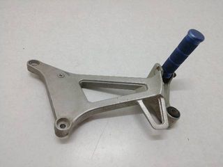 ESTRIBERA TRASERA DCH. Honda VFR 750 1991
