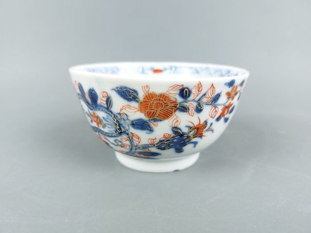 Piattino e tazza in porcellana cinese (1662-1722)