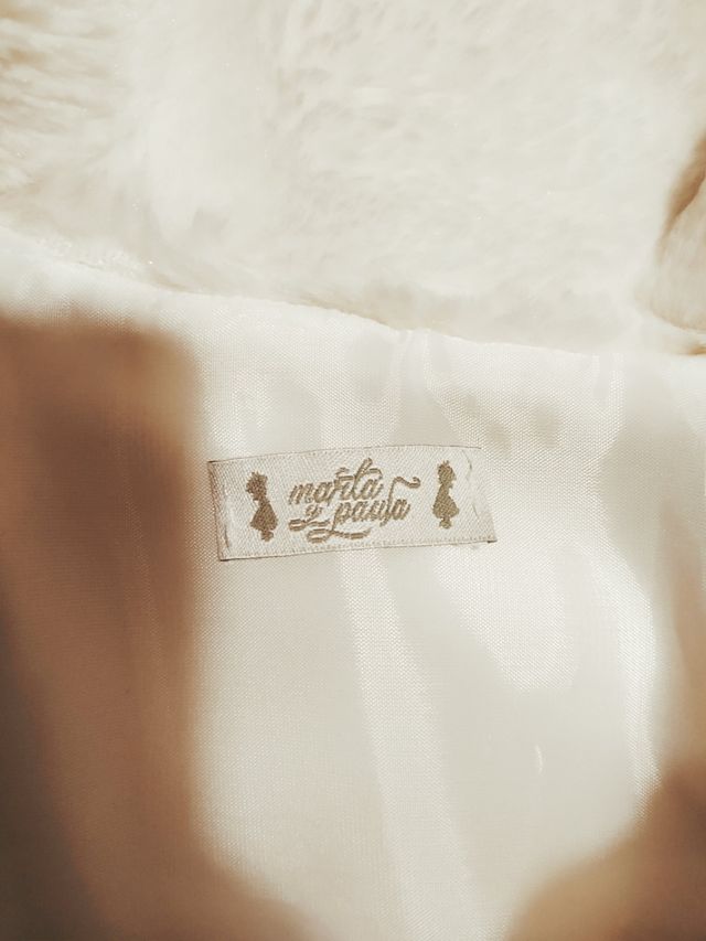 Abrigo pelo + Capota. Talla 36 meses.