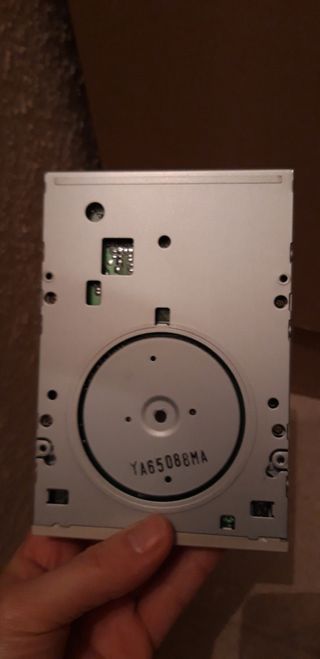 Disquetera seminueva sin apenas uso