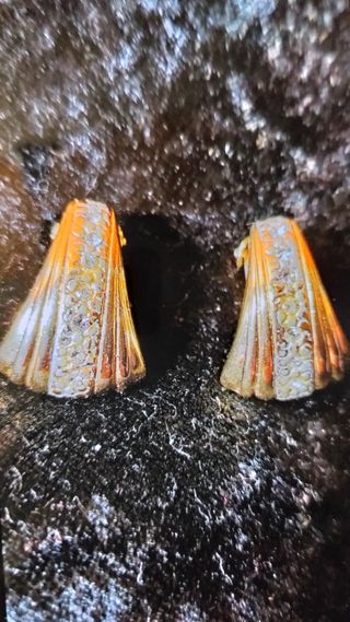 PENDIENTES CHAPADOS EN ORO.