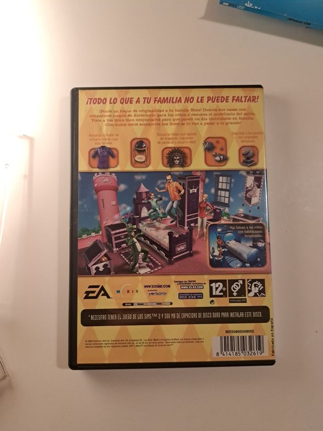 LOS SIMS 2 DECORA TU FAMILIA ACCESORIOS