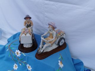 pareja de figuras de porcelana
