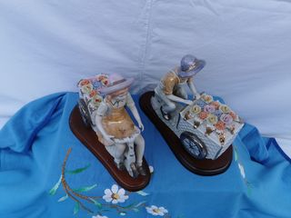 pareja de figuras de porcelana