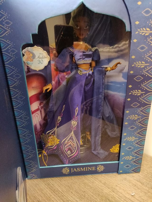 Bambola edizione limitata Jasmine Aladdin Disney