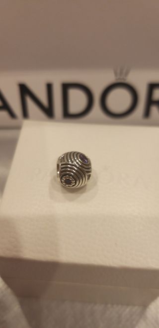 Charm Pandora Hipnosis