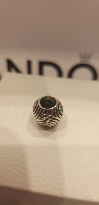 Charm Pandora Hipnosis