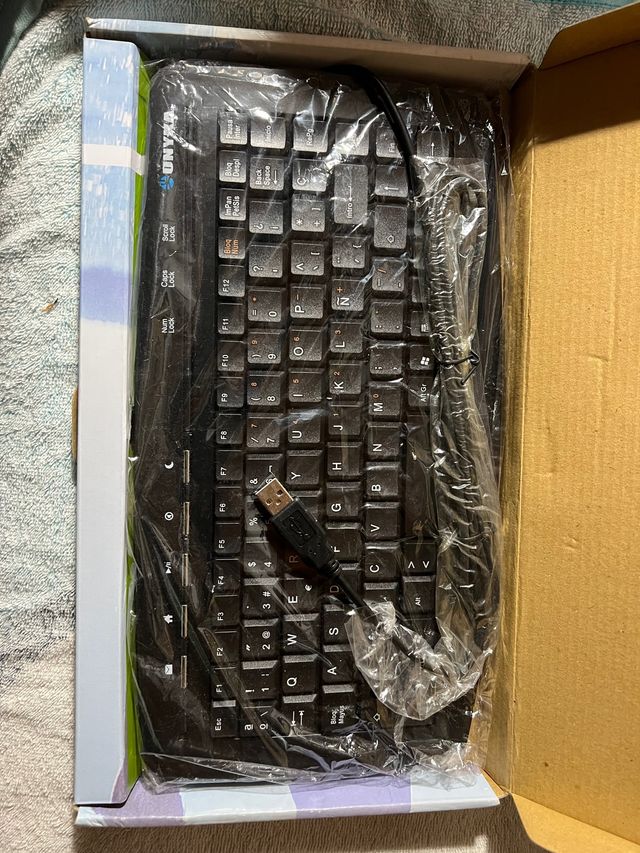 Teclado inalambrico , nuevo