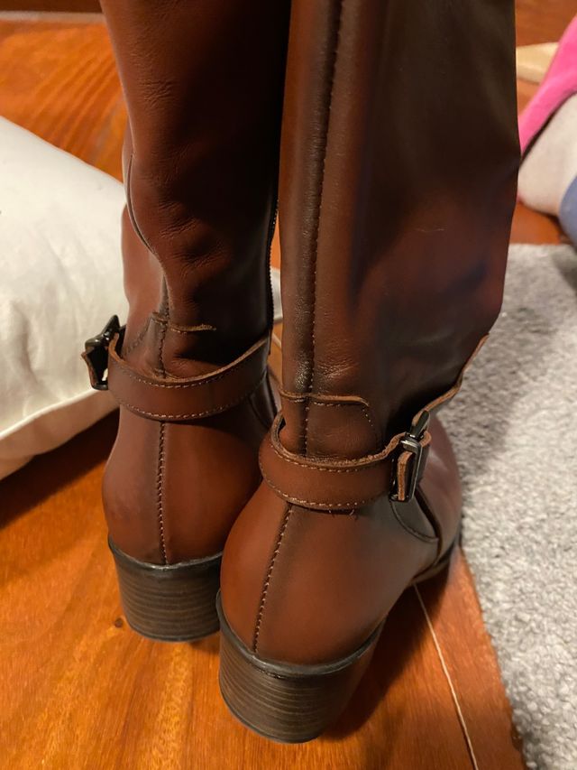 Botas cuero marrón 36 Tolino