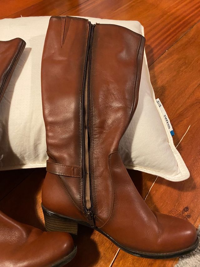 Botas cuero marrón 36 Tolino