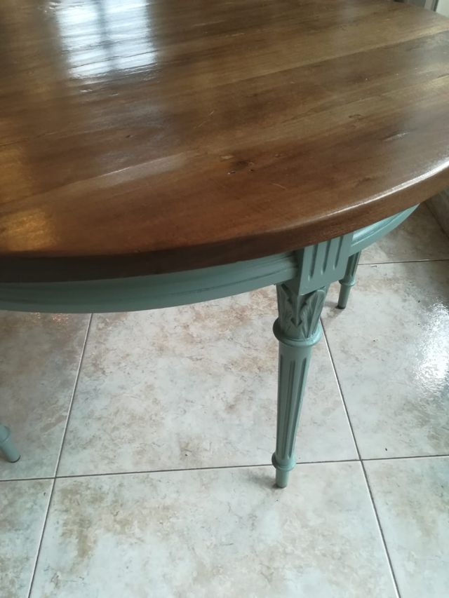 Mesa  centro salón antigua