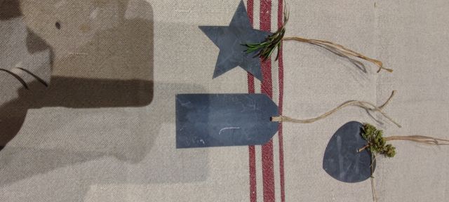 Segnaposto in metallo.