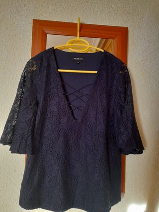 Camisa encaje azul marino 