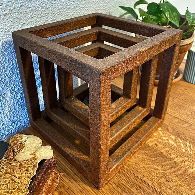 Lampara cubo al cubo. Acero corten.