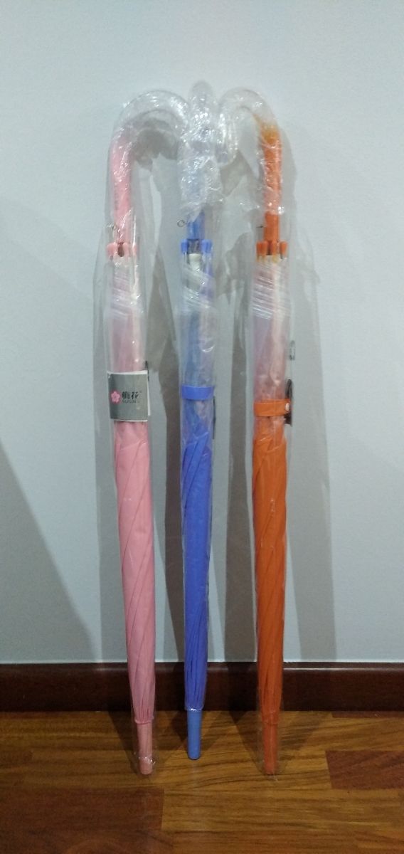 Pack 2 paraguas transparentes.