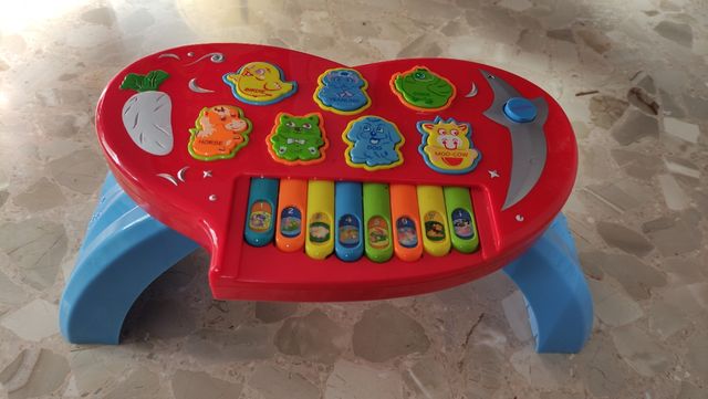 Piano musical bebés