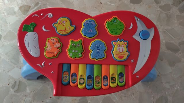 Piano musical bebés