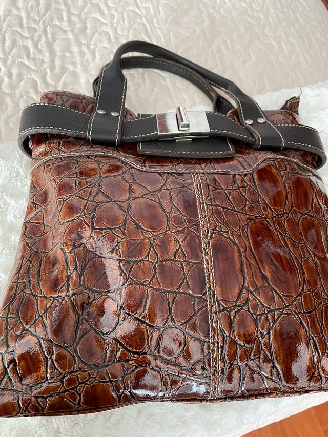 Bolso de mano marrón