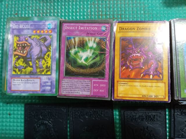 Lote cartas rol Yu Gi Oh unos 550