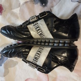 bambas de charol Bikkembergs