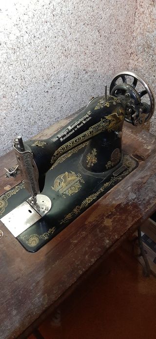 Máquina de coser Singer